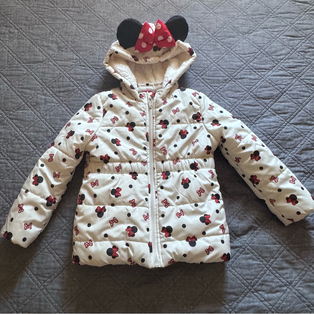 Disney White and Red Minnie Mouse Puffer Jacket